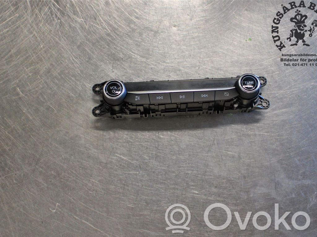 Ford Focus Radio/CD/DVD/GPS head unit 