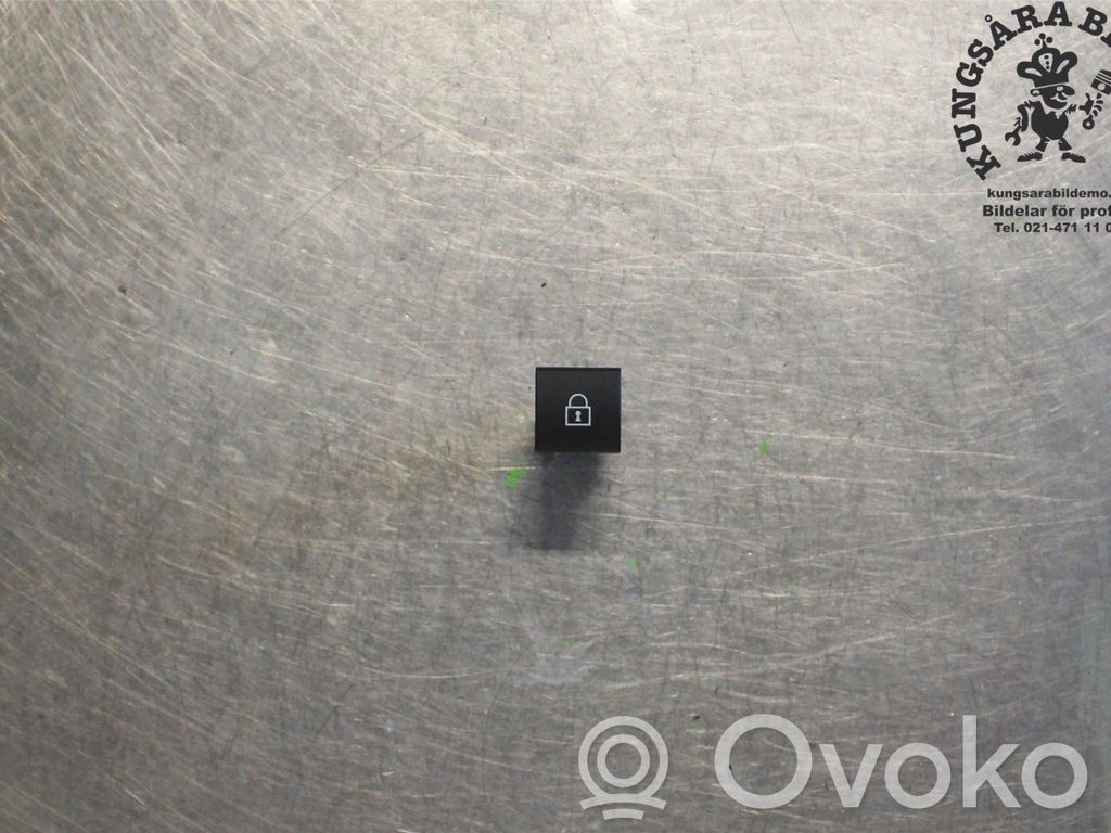 Toyota Corolla E210 E21 Botón interruptor de bloqueo de puertas 