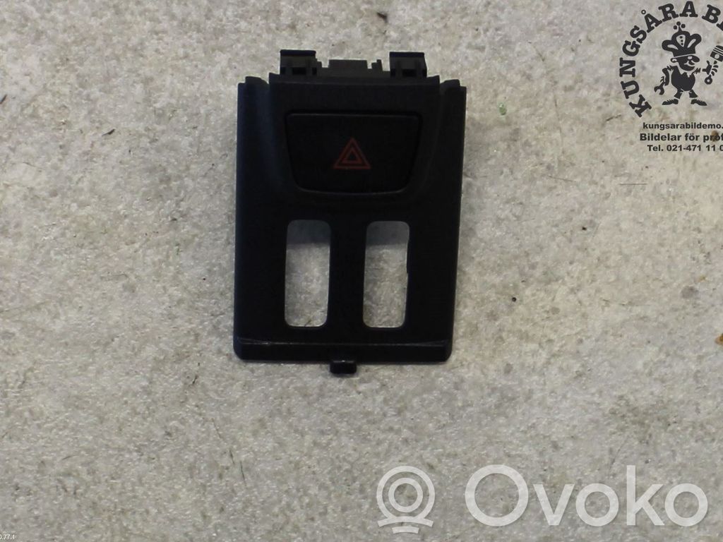 Ford Fiesta Hazard light switch 