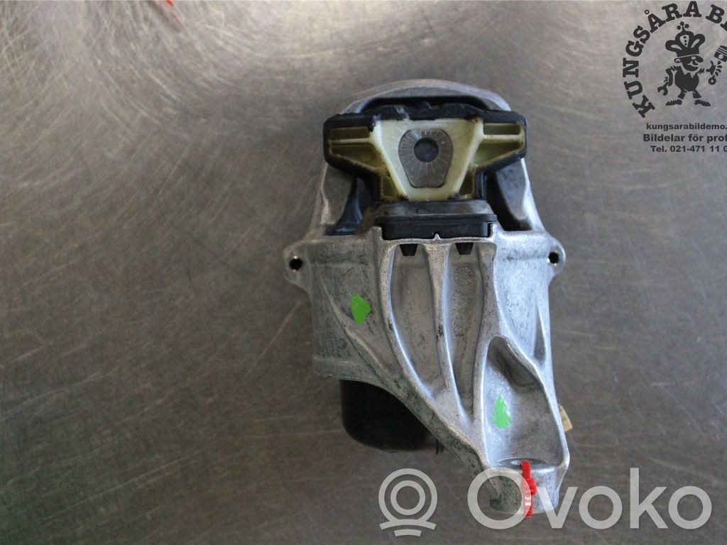 Engine mounting bracket   8W0199371CQ,8W0199371CQ,8W0199371CQ