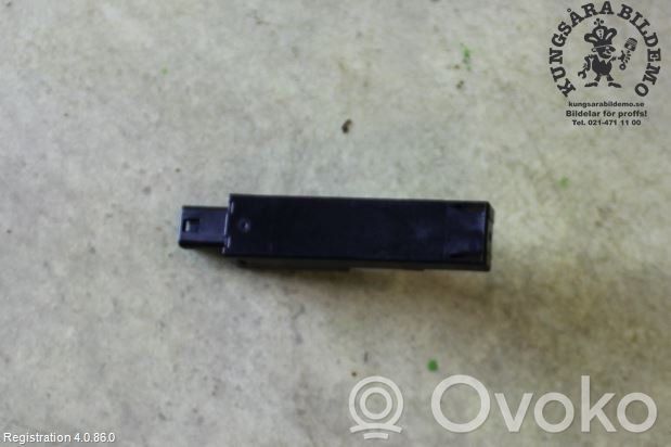 Toyota RAV 4 (XA50) Antena radiowa 