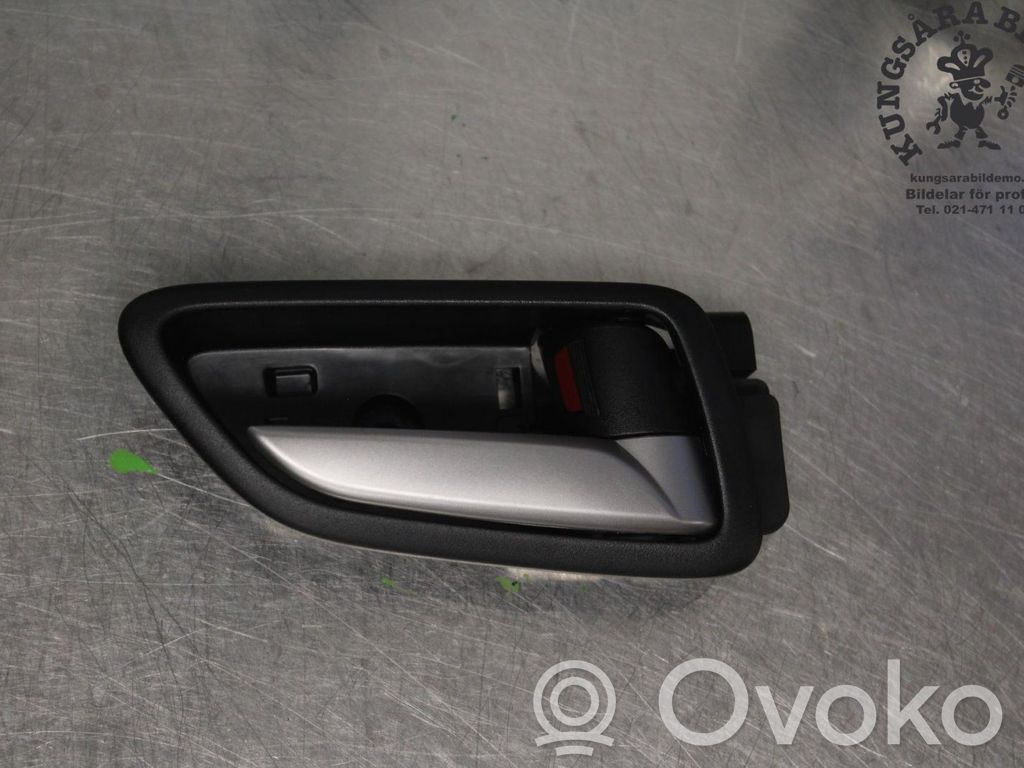 Mazda 2 Manecilla interna puerta delantera 