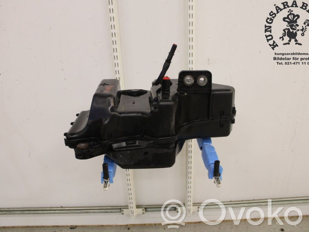 Ford Focus AdBlue-nestesäiliö 