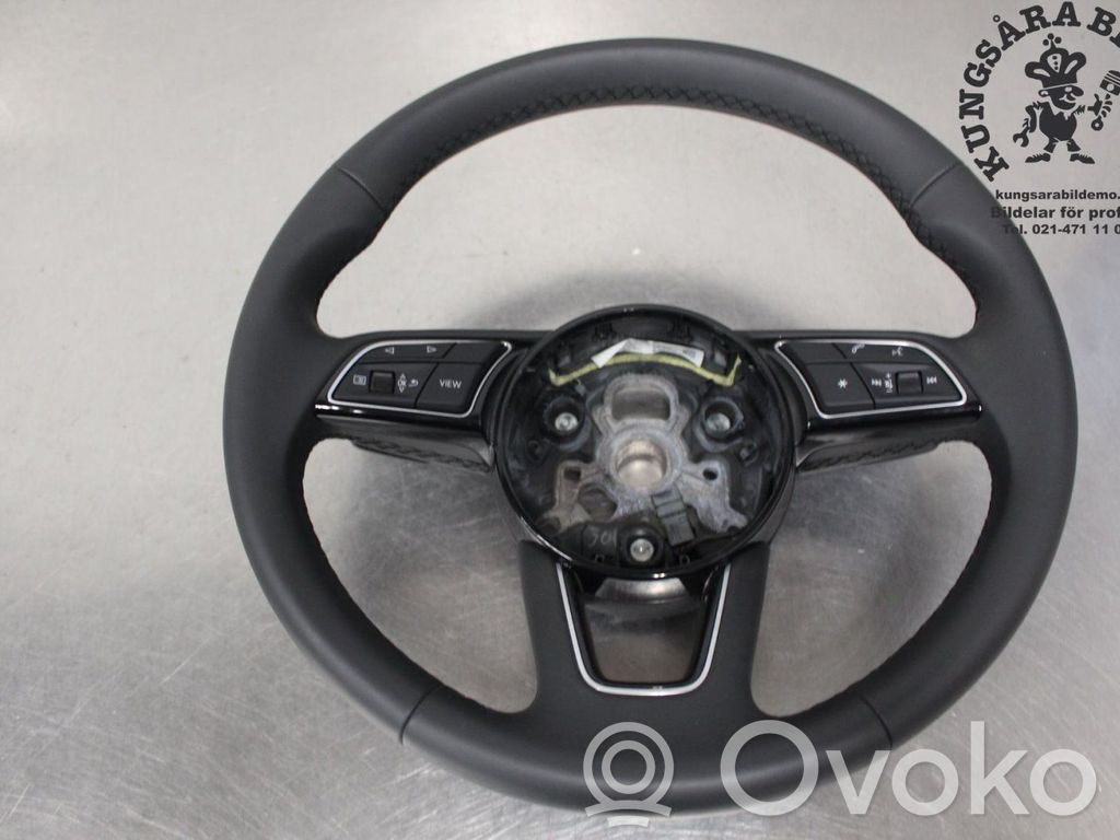 Audi A5 Ohjauspyörä 
