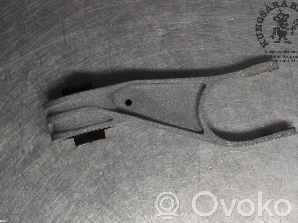 Porsche Macan (95B) Engine mounting bracket 