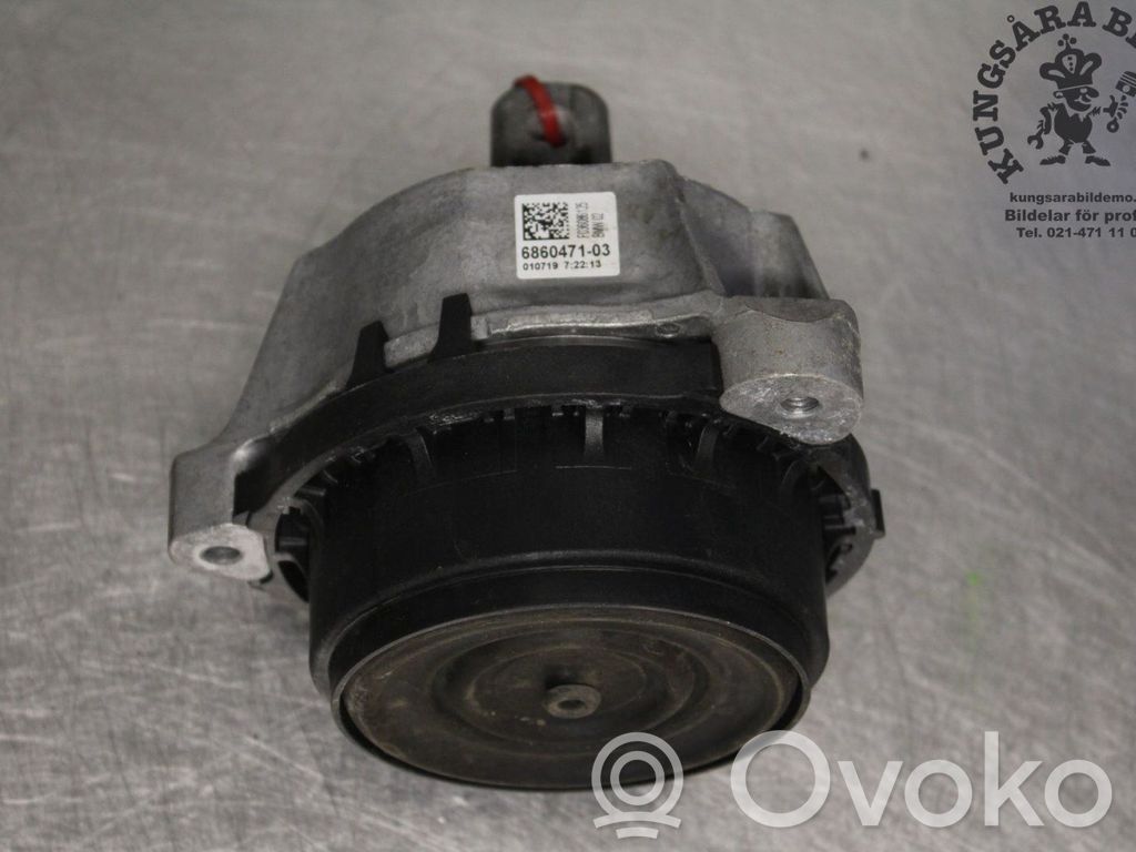 BMW 5 G30 G31 G38 Engine mounting bracket 