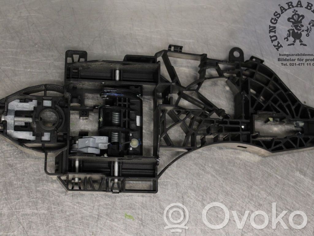 Dodge RAM Manecilla externa puerta delantera 