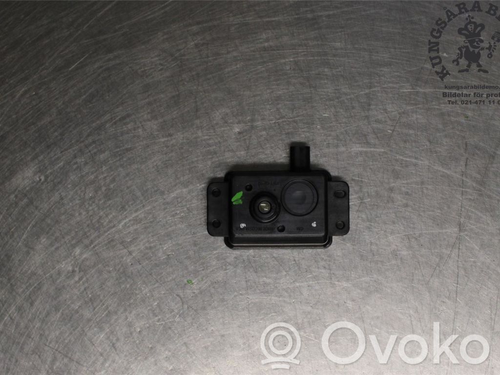 Opel Insignia B Bouton interrupteur ouverture du coffre 