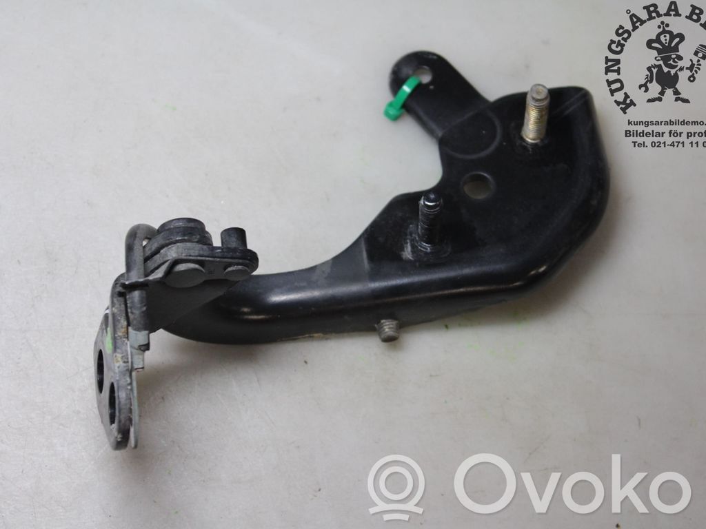 Jaguar F-Pace Tailgate/trunk/boot hinge 