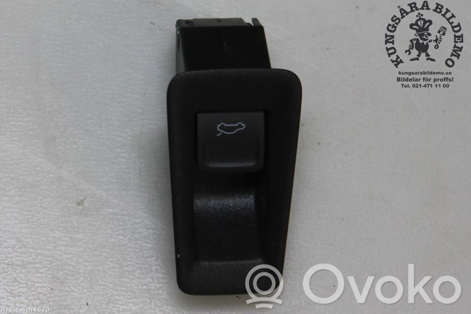 Volkswagen ID.4 Botón interruptor de maletero abierto 