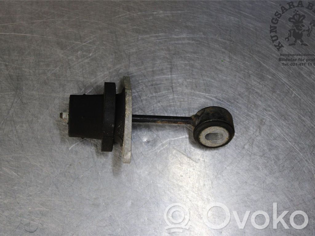 Audi A4 S4 B9 Engine mounting bracket 