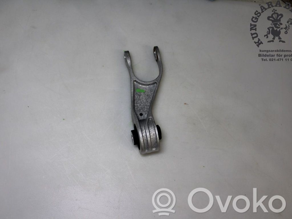 Engine mounting bracket   95B199331A,95B199331B,95B199331B