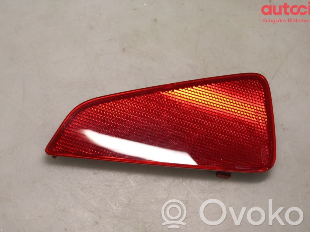 Ford Focus Rear tail light reflector 