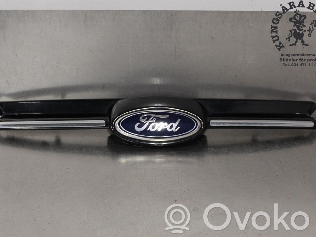 Ford Focus Front bumper lower grill 
