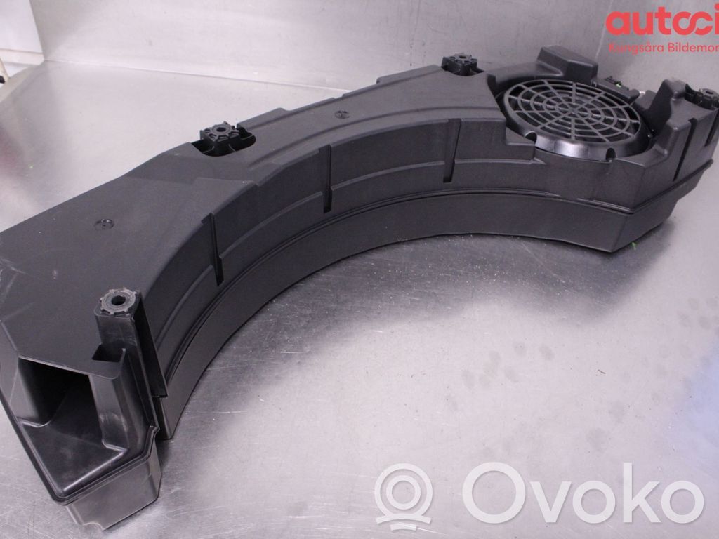 Porsche Cayenne (9PA) Subwoofer 