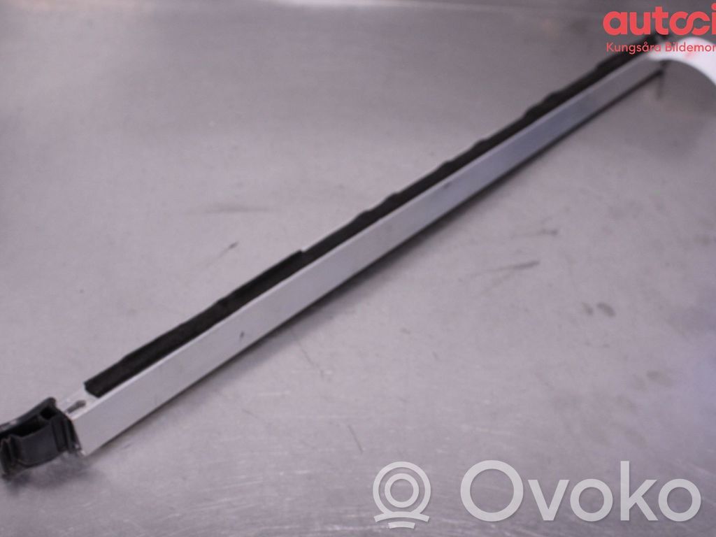 Volvo V60 Coil spring mount 