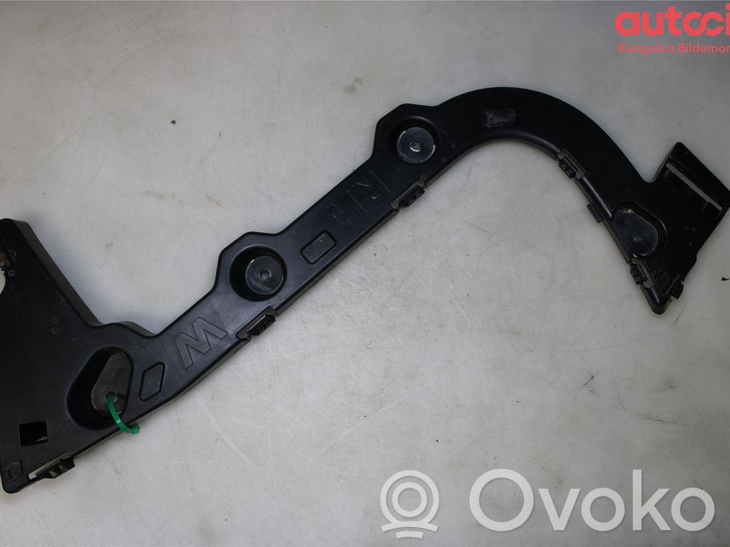 Ford Focus Rear bumper mounting bracket 
