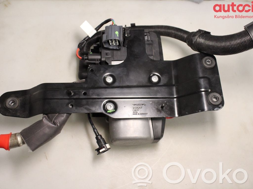 Volvo XC40 Calentador de combustible 