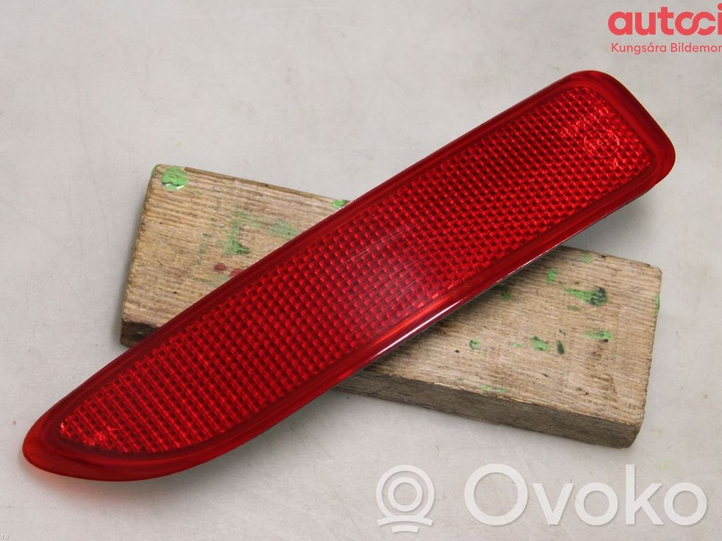 Renault Express Reflector spate 