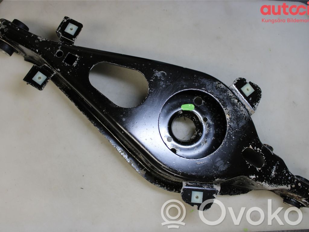 Ford Focus Querlenker hinten 