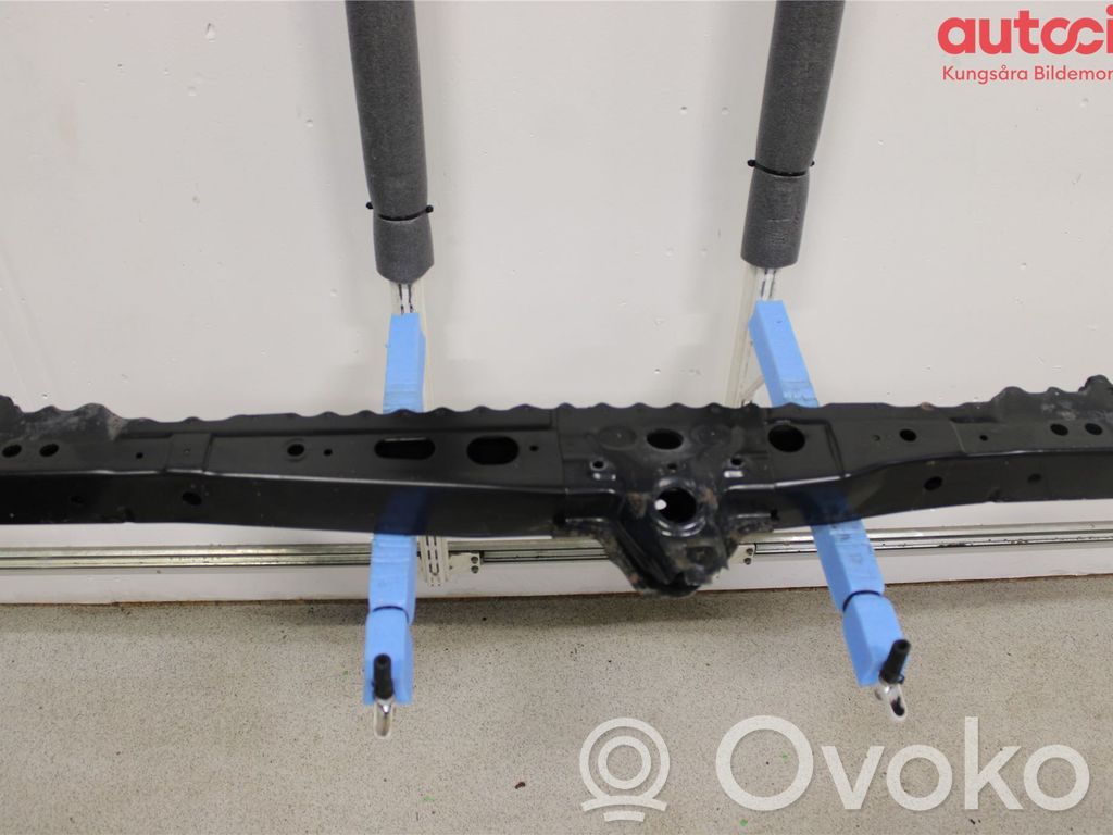 Toyota Auris E180 Subcadru frontal 