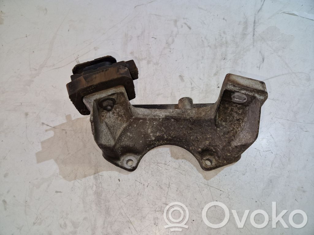 BMW 6 E63 E64 Gearbox mounting bracket 