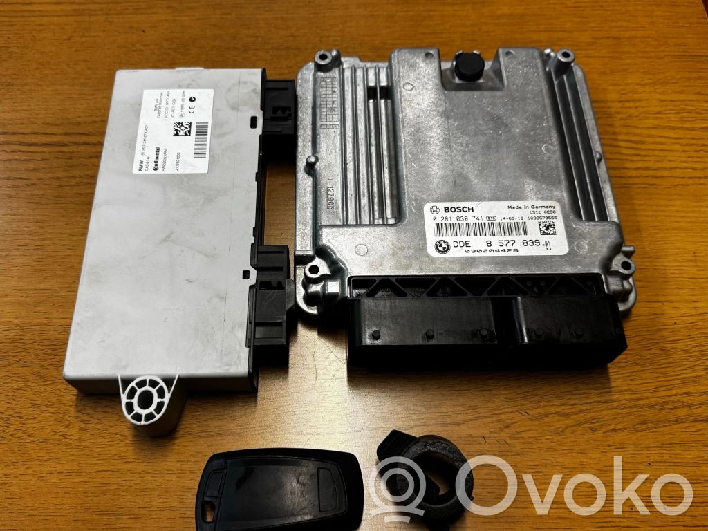 BMW 5 F10 F11 Engine control unit/module 