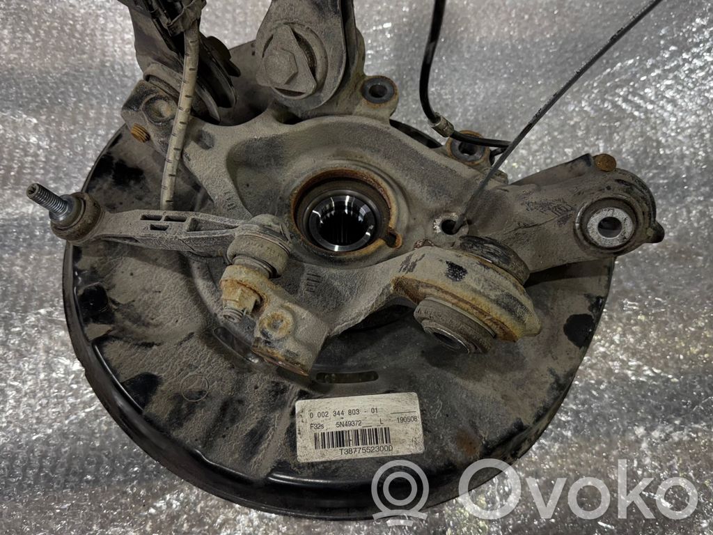 BMW 4 F32 F33 Zwrotnica koła tylnego 