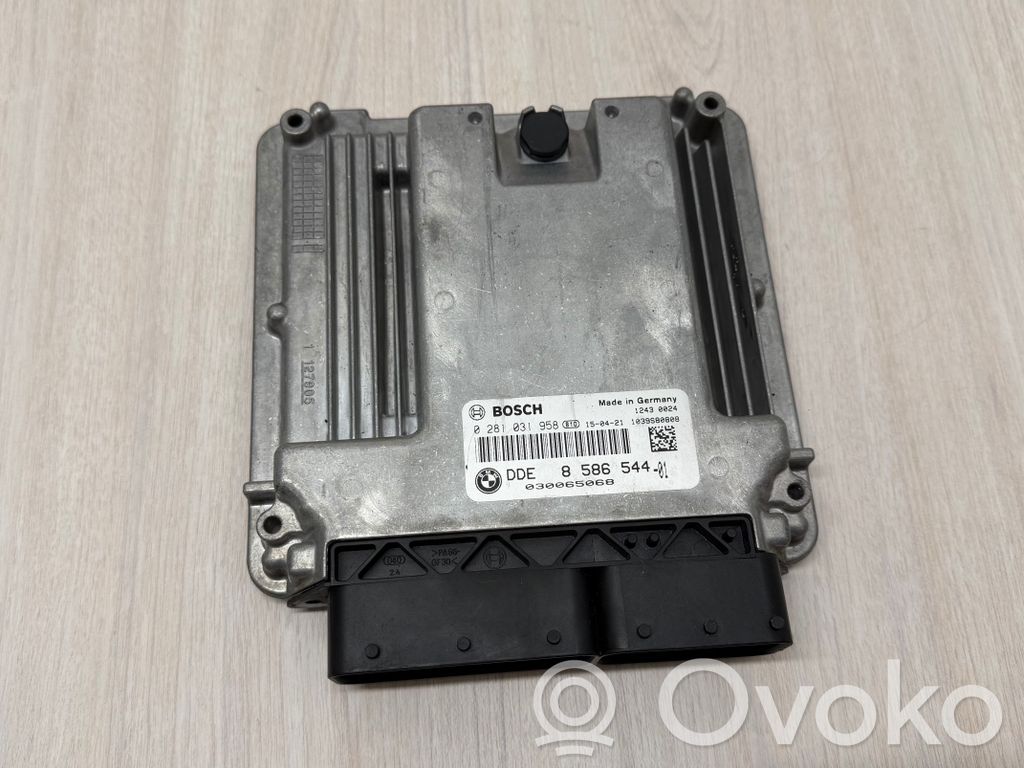 BMW X5 F15 Engine control unit/module 