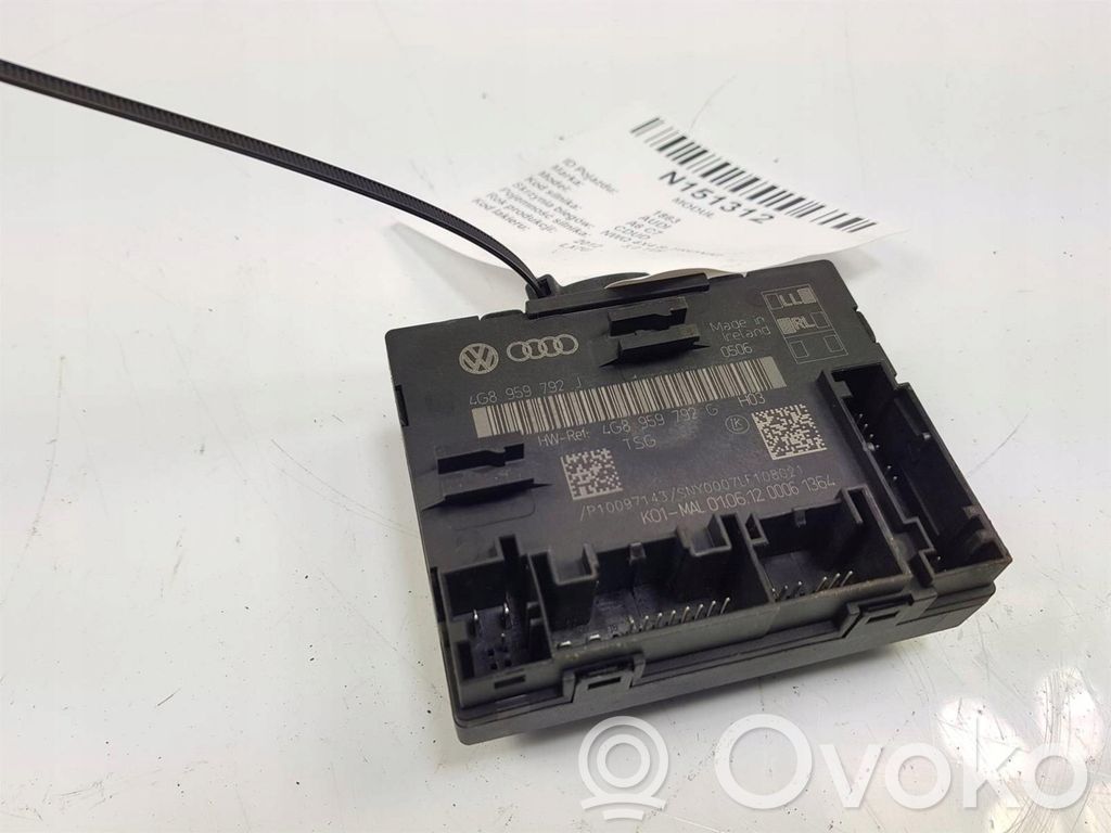 Unité de commande module de porte   4G8959792J