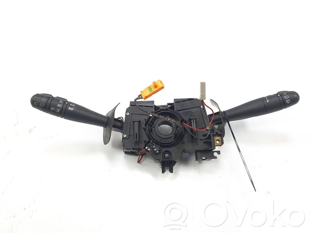 Renault Clio II Interruptor/palanca de limpiador de luz de giro 