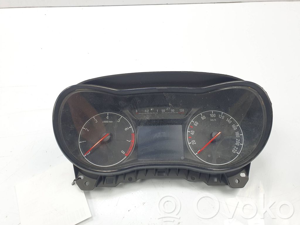 Opel Corsa E Speedometer (instrument cluster) 