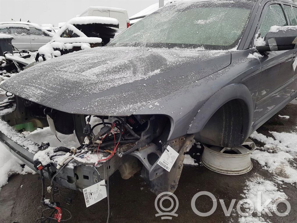 Volvo XC70 Priekinis ketvirtis 