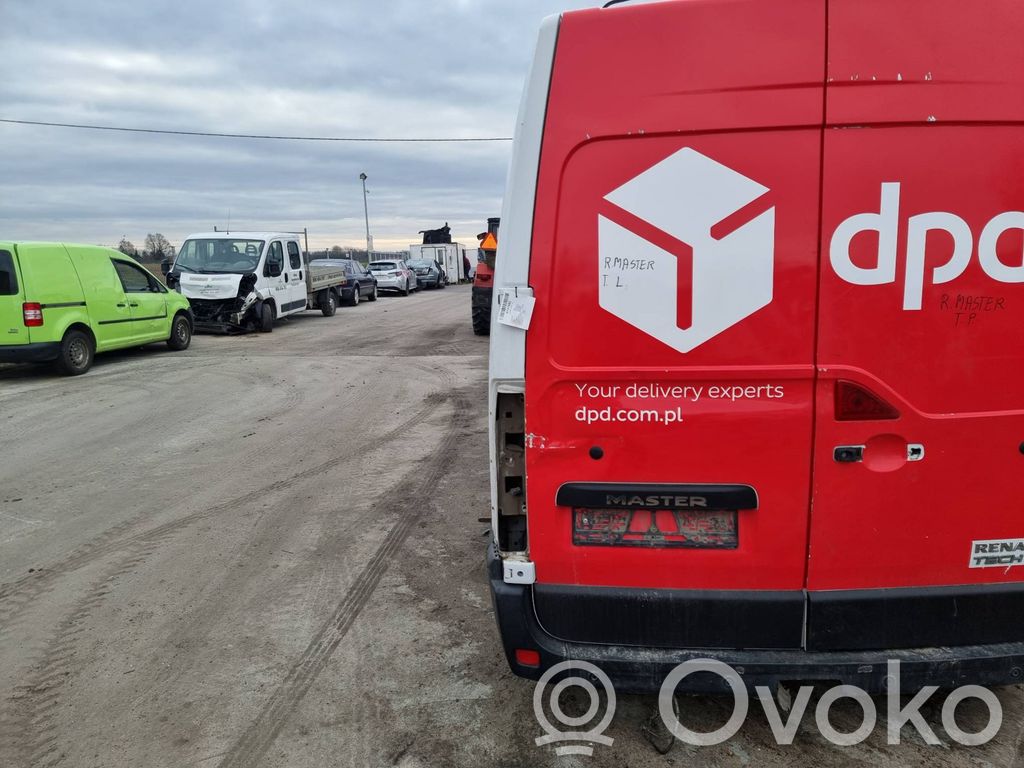 Renault Master III Aizmugurējās durvis 