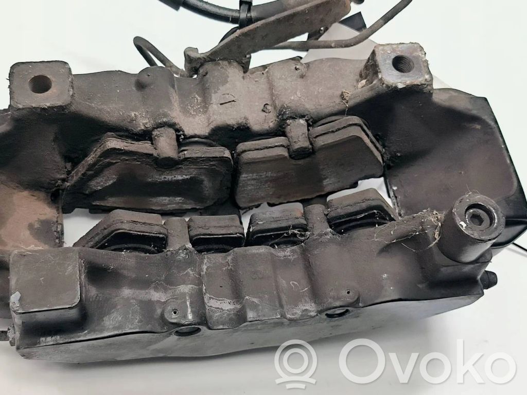 Etujarrusatula   BREMBO