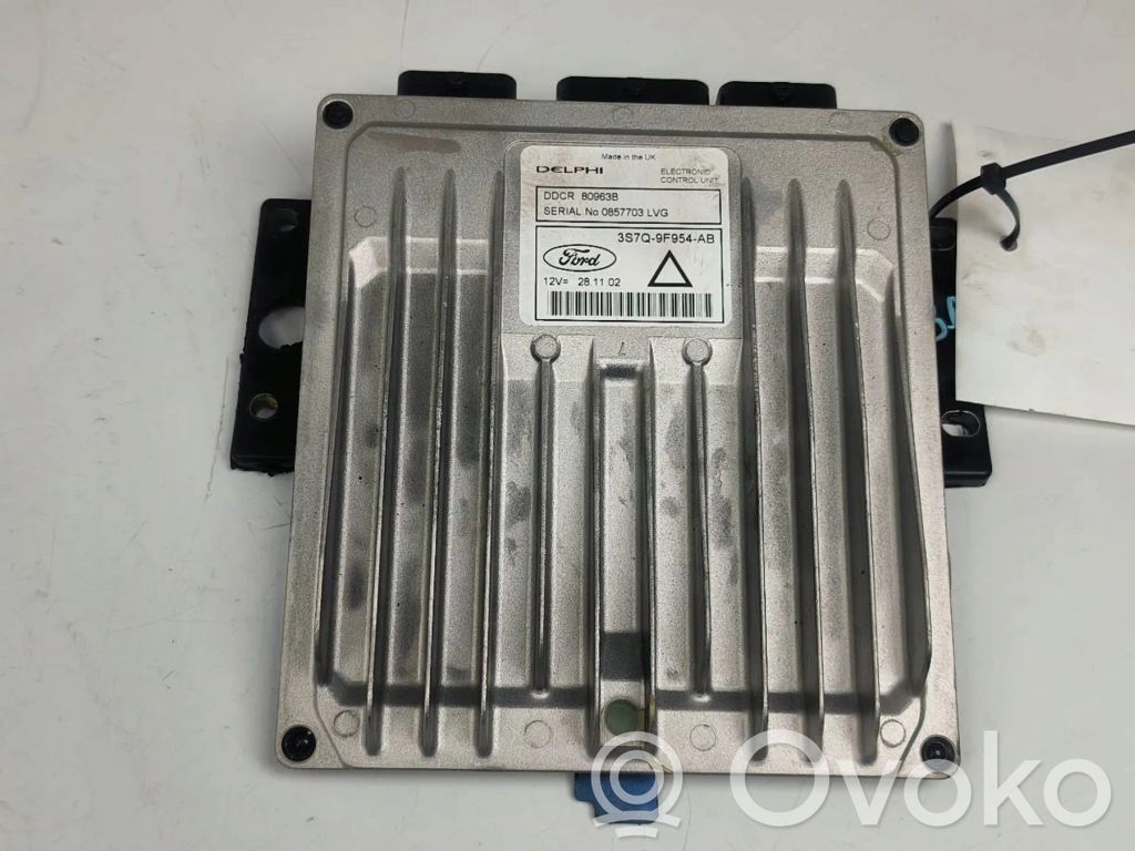 Ford Mondeo Mk III Engine ECU kit and lock set 