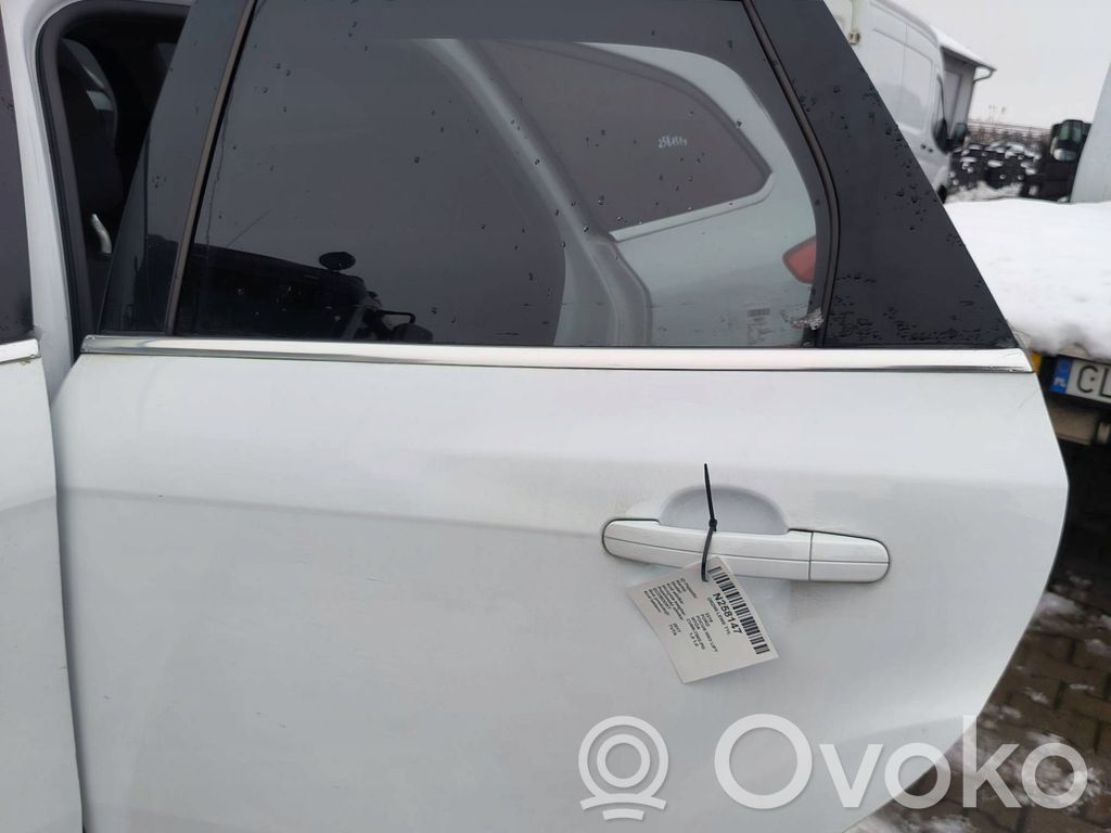 Ford Focus Aizmugurējās durvis 