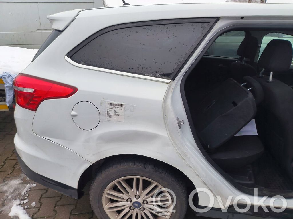 Ford Focus Aizmugurējā ceturtdaļa mašīnas 