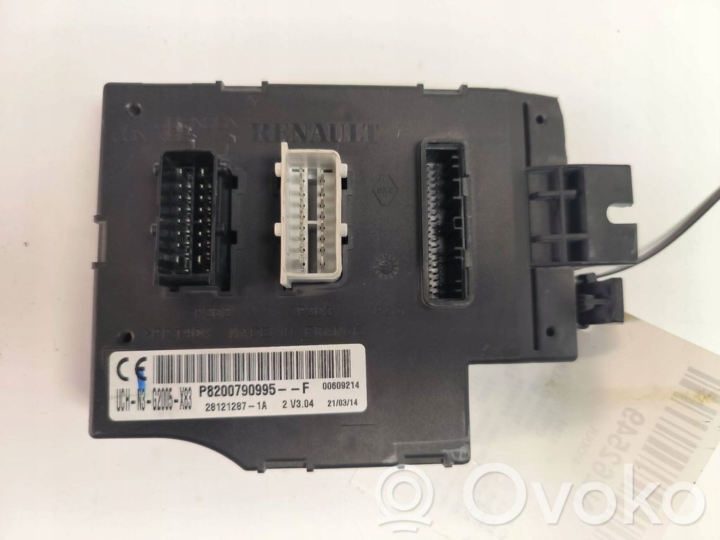 Opel Vivaro Central body control module 