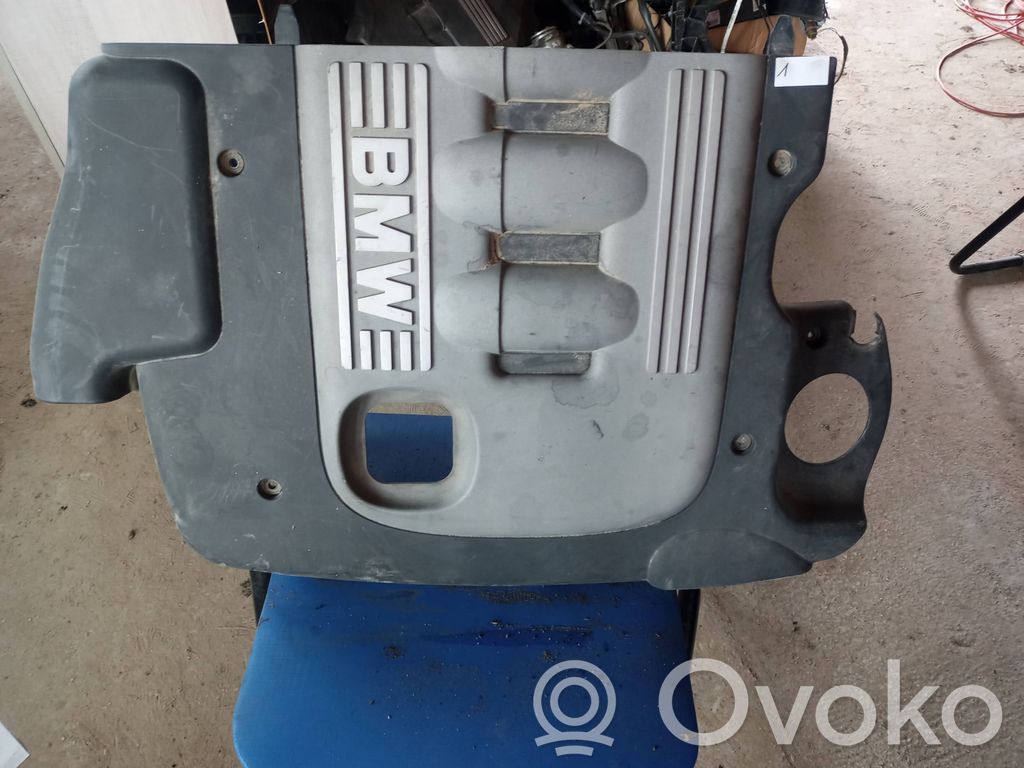 Engine cover (trim)   7787330