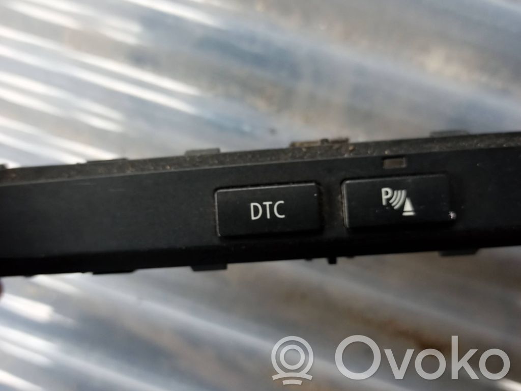 BMW 5 E60 E61 Comutator senzor parcare (PDC) 