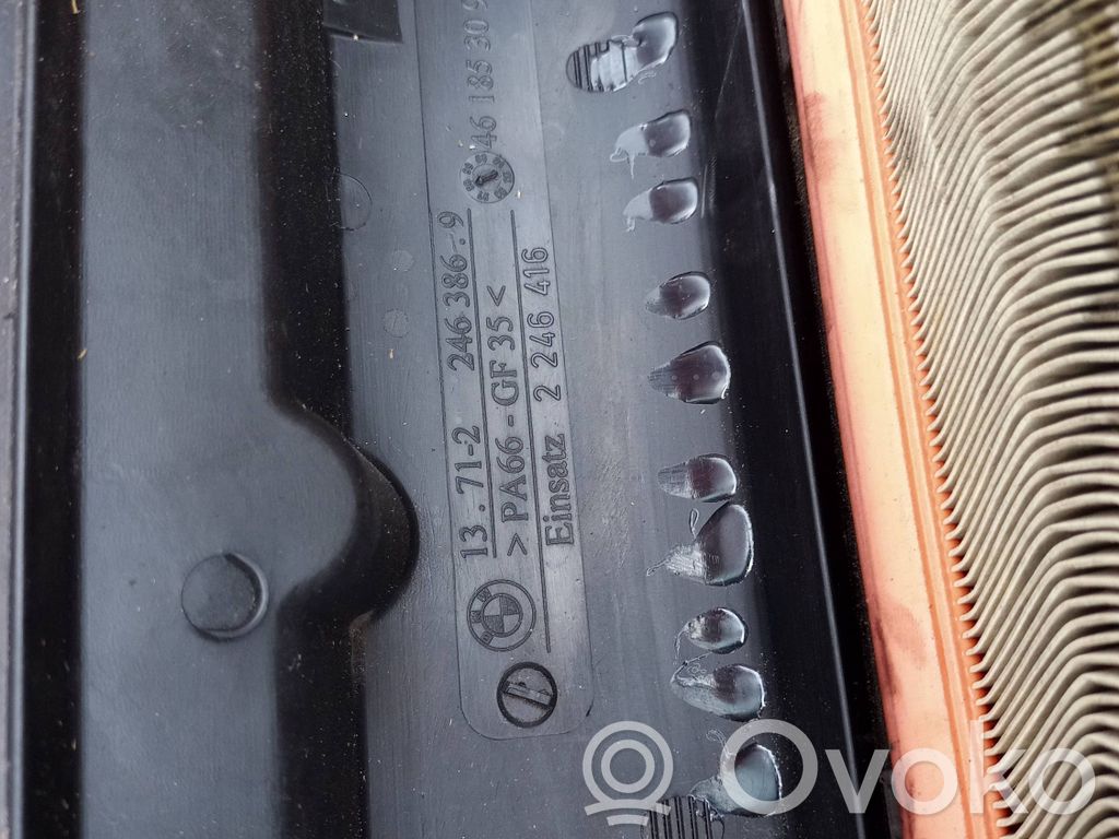 BMW 7 E38 Caja del filtro de aire 
