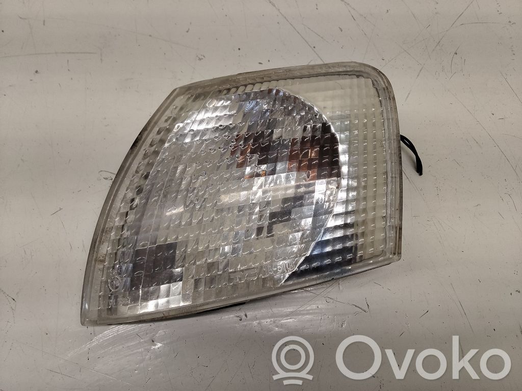 Volkswagen PASSAT B5.5 Front indicator light 