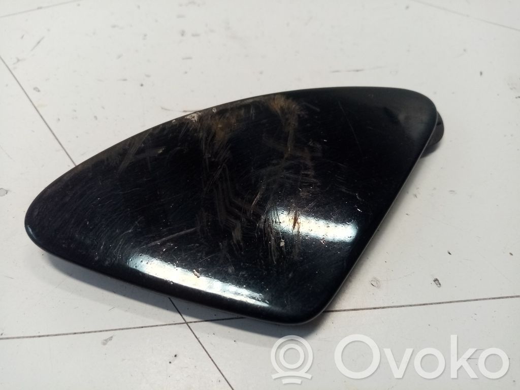 BMW 3 F30 F35 F31 Vilkšanas cilpas vāciņš 