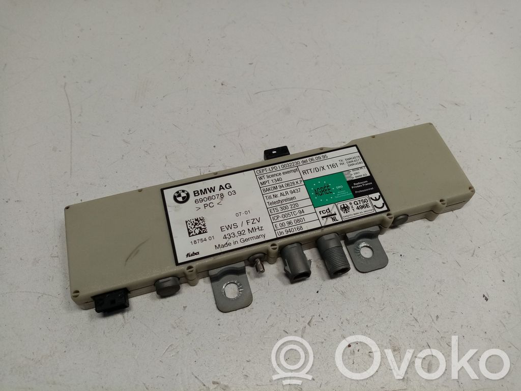 BMW 5 E39 Antenos stiprintuvas 