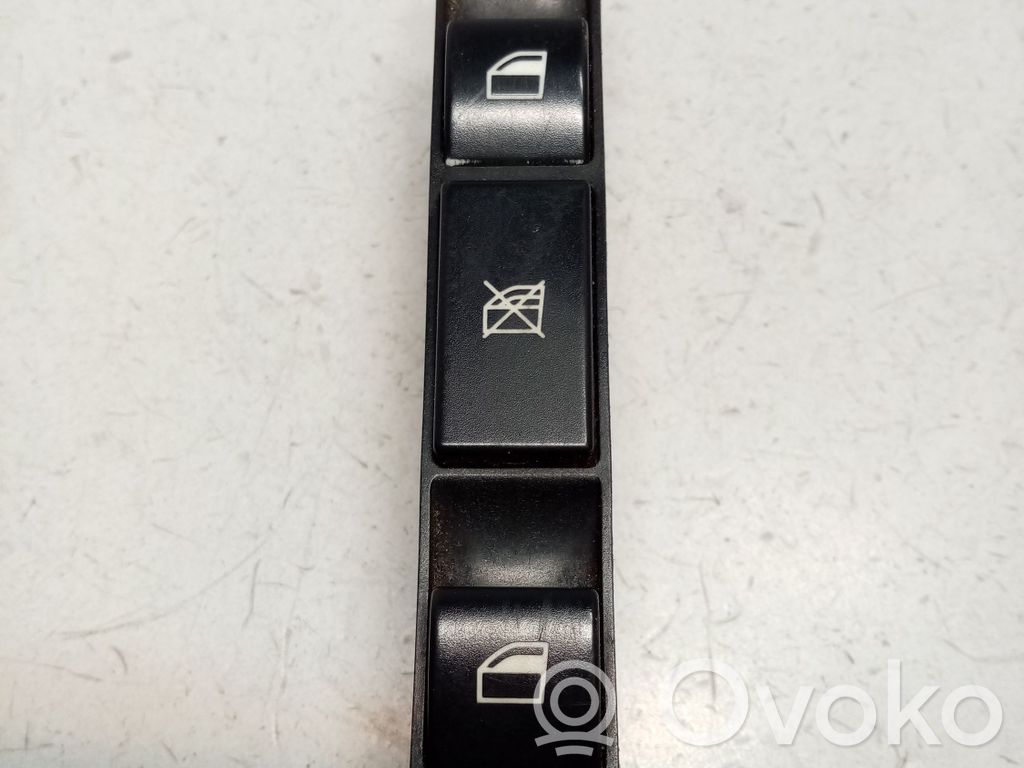 Electric window control switch   61318381518,61316902184,61318368916