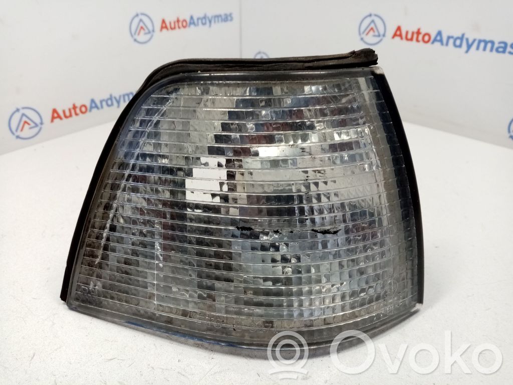 Front indicator light   183271912,82199403096