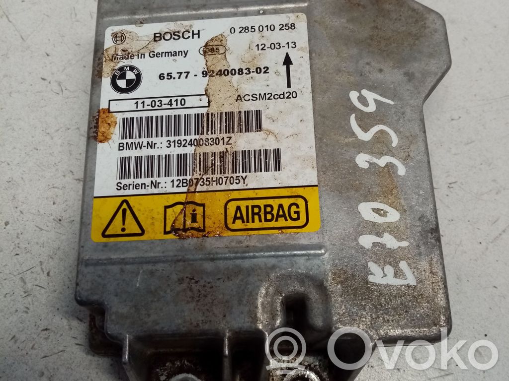 BMW X5M E70 Airbag control unit/module 