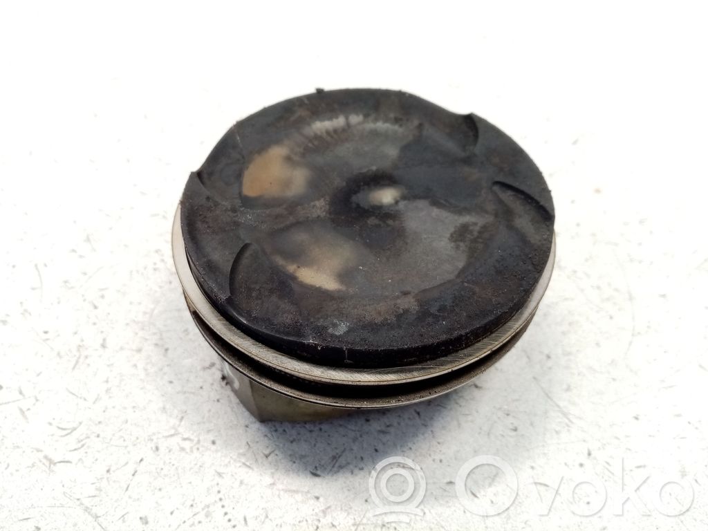 BMW 5 F10 F11 Piston 
