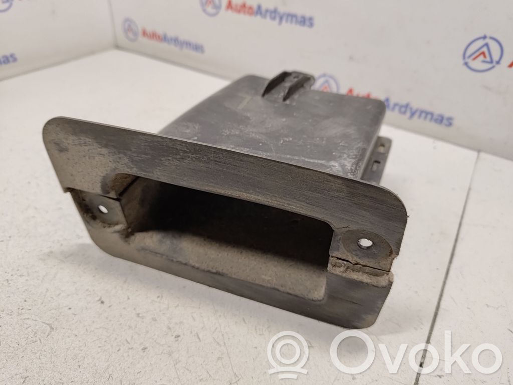 BMW 7 F01 F02 F03 F04 Stabdžių aušinimo oro kanalas 